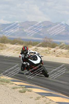 media/May-05-2025-Moto Forza (Mon) [[3c1838c5e5]]/2-B Group/Session 2 (Turn 7 Inside)/
